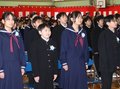 学びやに別れ　県内小学校で卒業式