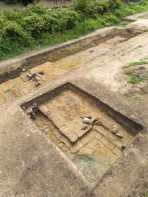 未確認の薬師寺「西院堂」か