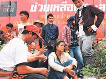 ビル倒壊「必ず助かる」　隣国タイ首都でも強烈な揺れ