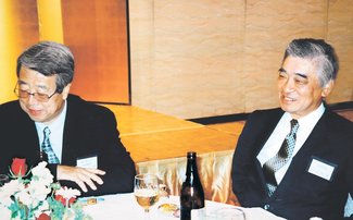 ＜人生のあとさき＞中尾哲雄さん（１０）インテック元会長<br />「際化」／会社発展の原動力に