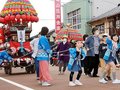 元気いっぱい引き回し　富山・四方地区で子供曳山祭り