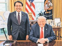 トランプ氏、防衛負担に言及　日米関税交渉で赤沢氏と会談、「大きな進展」
