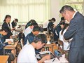 埼玉の大規模高校視察　県教委、多様な学びの参考に