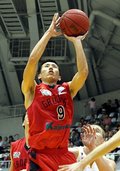 仙台に６９－８０で敗れる　富山グラウジーズ
