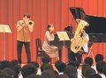 一流の音楽を間近で　黒部市と東京芸大が連携しミニコンサート、中学生と音楽家が交流