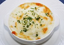 エビとイカのグラタン