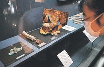 大空襲遺物を公開　富山市郷土博物館
