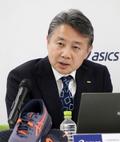 アシックス、営業益１千億円超