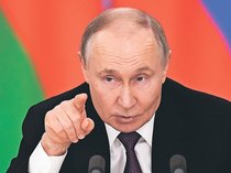 ロシア 米停戦案受け入れ困難　プーチン氏「議論必要」、ウクライナ 先送りと批判