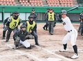 軟式野球審判員、基本動作を確認　高岡で技術講習会