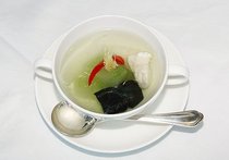 トウガンの冷やしスープ