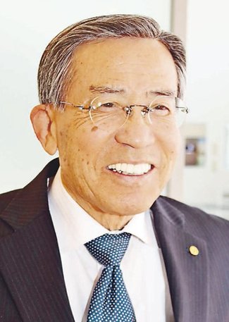 けさの人<br />日本郷土民謡協会功労章を受章した亀ヶ谷翔声（かめがい・しょうせい）さん