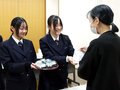 特産エゴマ使い和菓子、富山いずみ高生考案　アザラシや制服 モチーフ４種、校内でお披露目・販売