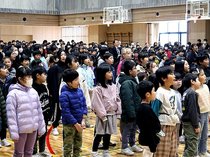 ４月の開校を心待ち　水橋学園で合同交流会　校歌練習や通学方法確認