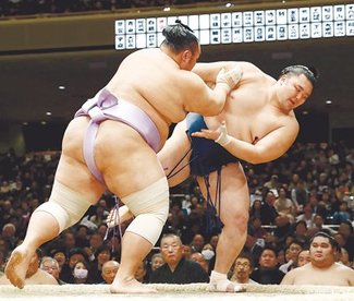 朝乃山５敗目　大相撲初場所
