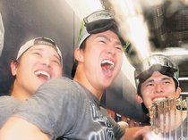 ドジャースＷシリーズ初連覇　山本ＭＶＰ