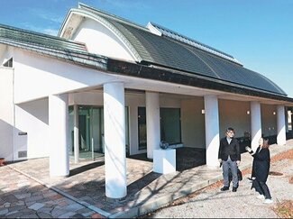 たてものに会いにいく（２７）<br />黒部市美術館