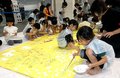 創作の楽しさ実感、園児が昆虫や草花描く　越中アートフェスタ