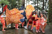 十五社神社での獅子舞に臨む青年会