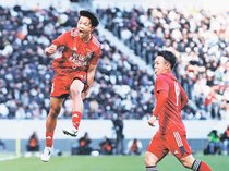 亀田（カターレ内定）の先制実らず　全国高校サッカー、流経大柏２度目の頂点逃す