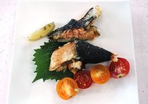 サケの巻き揚げ