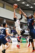 グラウジーズ大差で３連勝　横浜に９６－５５