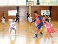 カターレ選手が基本プレー指導　高岡でサッカー教室