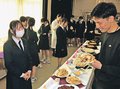 料理に３年間の感謝込め　雄山高生が教職員もてなす