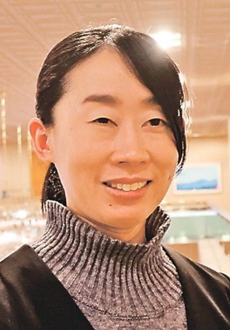 けさの人<br />県宝生会理事長に就いた葛野（かどの）りささん