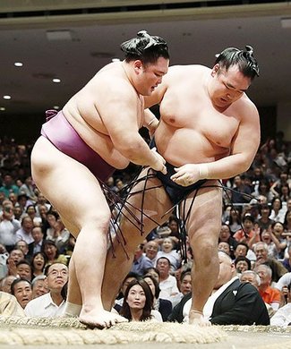 朝乃山 初日は鶴竜、２日目貴景勝　大相撲九州場所