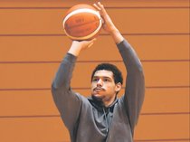 富山グラウジーズのケル、連敗ストップ誓う　「ホームで勝利見せる」