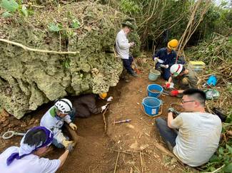 戦争知らない若者が遺骨収集、終戦から７８年、戦没者１１２万人分が未収容