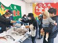滑川の新鮮な海産物ずらり　漁協有志企画、滑川蒲鉾跡地で直売