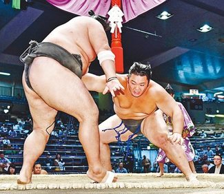 石橋（富山出身）３連勝　大相撲名古屋場所