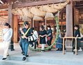 人形にけがれ託す　南砺・高瀬神社