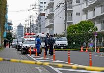 マンションに男性遺体