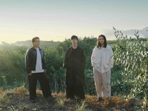 レミオロメン、約14年ぶりとなる活動再開を発表　来年“3月9日”から15年ぶり全国ツアーも開催　3人の最新スタジオライブ映像も