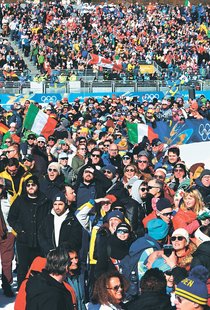 観客興奮、県勢出場スキー距離会場沸く　ミラノ五輪終盤戦