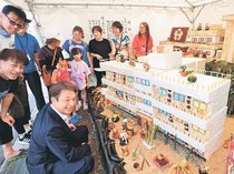 工夫たっぷり野菜「変身」　福岡町つくりもんまつり