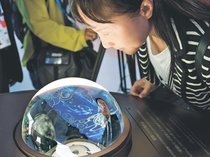 海外パビリオン、自国文化アピール　大阪・関西万博開幕、お祭りムード