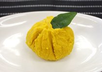 カボチャとクリームチーズの茶巾