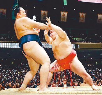 完敗でＶ争い脱落　阿武咲の圧力止められず