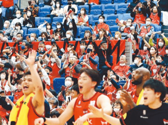 ７季目の試練 グラウジーズＢ１残留＜下＞<br />迫る新Ｂ１参入の壁　「富山一丸」の姿勢が鍵