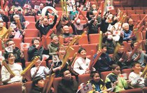 山崎の地元城端で１００人声援　ミラノ五輪