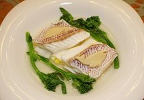 桜ダイの中華風酒蒸し