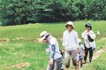 山里で伸び伸び遊ぼう　「利賀 森のあそびば」始まる