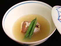 マダイと新玉ネギのすり流し