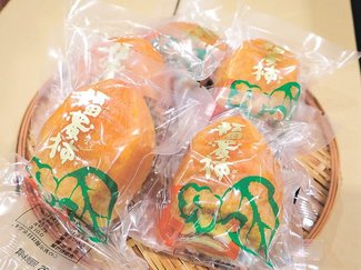 ＜旬を召し上がれ＞干し柿<br />際立つ香ばしさ