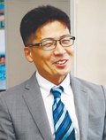 ＜衆院選富山～候補者こんな人＞富山１区<br />山登志浩氏（立民・新）／ビラ配り・演説泥臭く