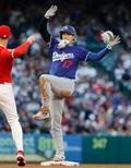 大谷二塁打、鈴木は無安打
